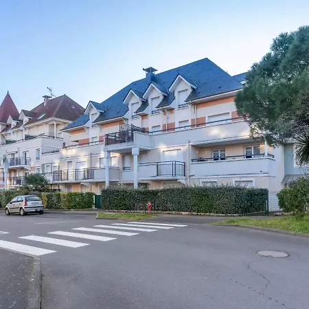 Les Marines 1 Et 2-4 By Interhome * Cabourg