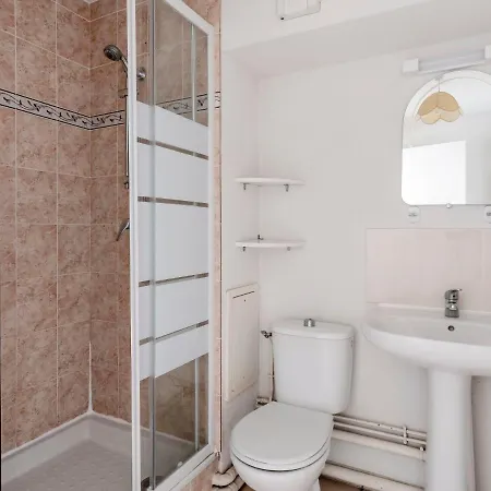 Les Marines 1 Et 2-4 By Interhome Apartman Cabourg