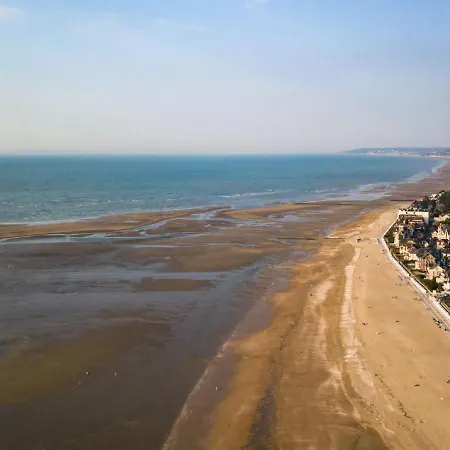 Apartman Les Marines 1 Et 2-4 By Interhome Cabourg