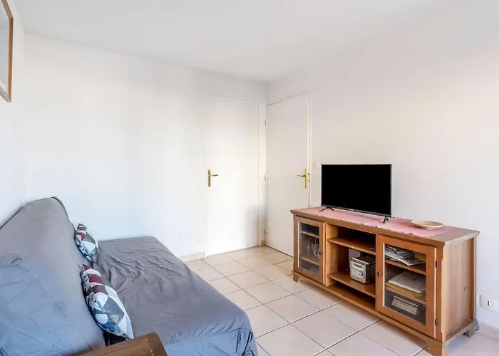 Les Marines 1 Et 2-4 By Interhome Apartment *