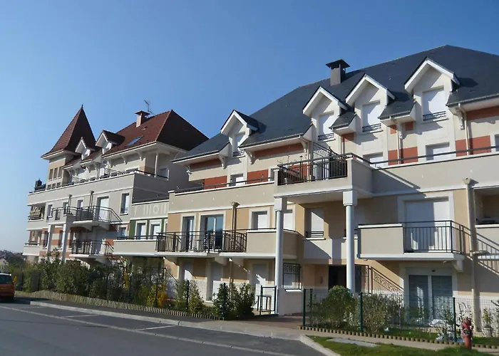 Les Marines 1 Et 2-4 By Interhome Apartment Cabourg